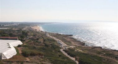 החוף הצפוני מבצת לראש הנקרה